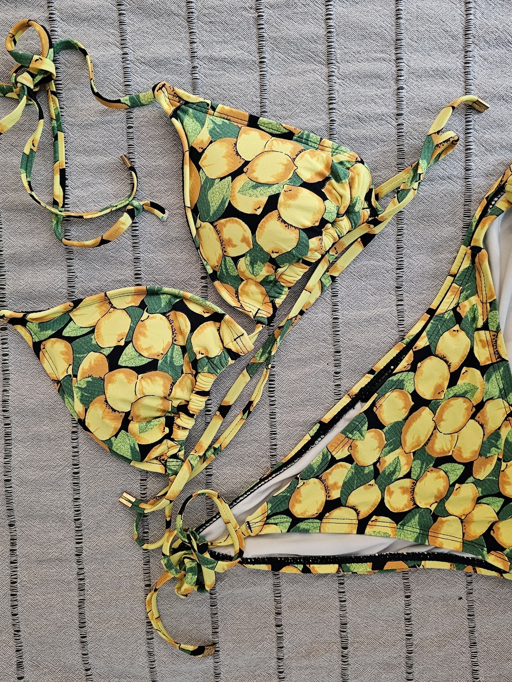ANN TAYLOR Yellow Lemon String Bikini